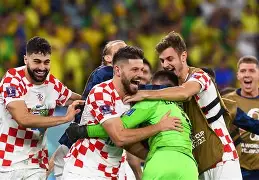 熊猫体育-克罗地亚旗开得胜，奏出胜利的交响曲(克罗地亚第二狂想曲)